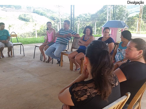 Projeto Maré Alta em Ubatuba promove oficinas sobre comunidade orgânica