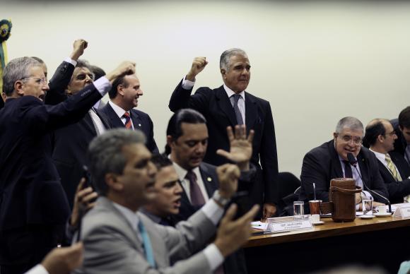 Reforma da Previdência volta a ser discutida na terça-feira