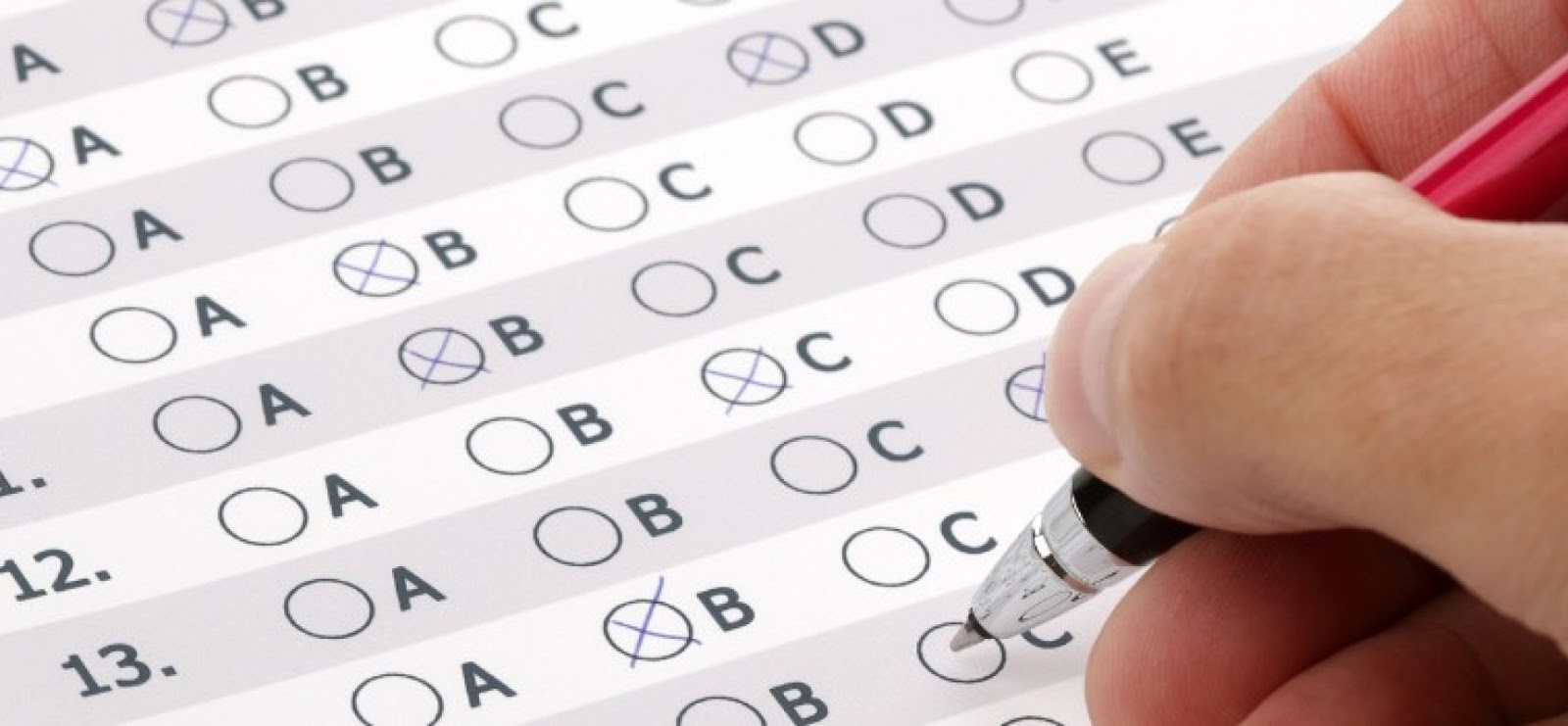 Fundação Universitária abre concurso público