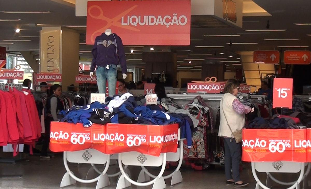 Lojistas de Taubaté antecipam liquidação de inverno