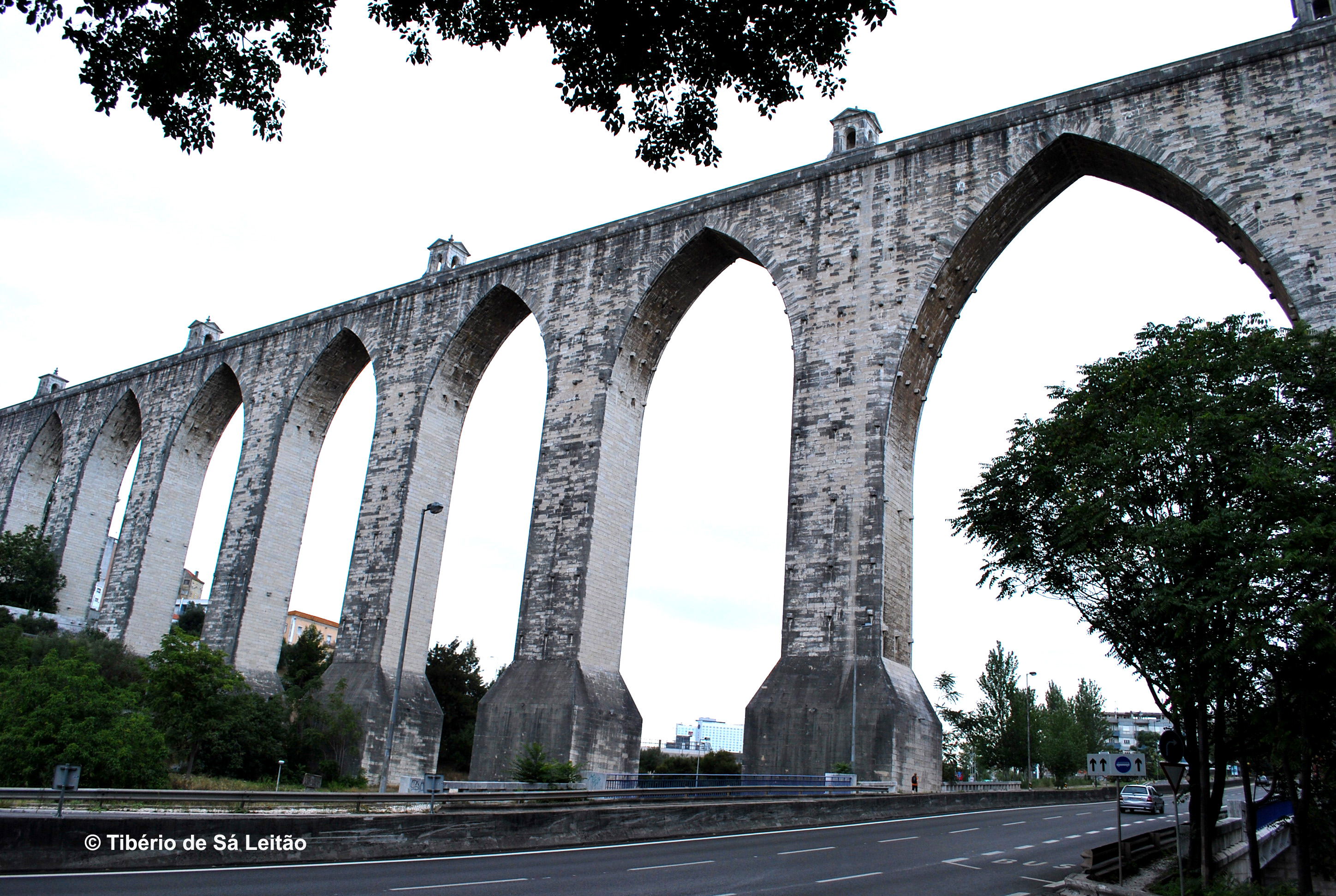 Santo Verbo – Majestoso Aqueduto das Águas Livres