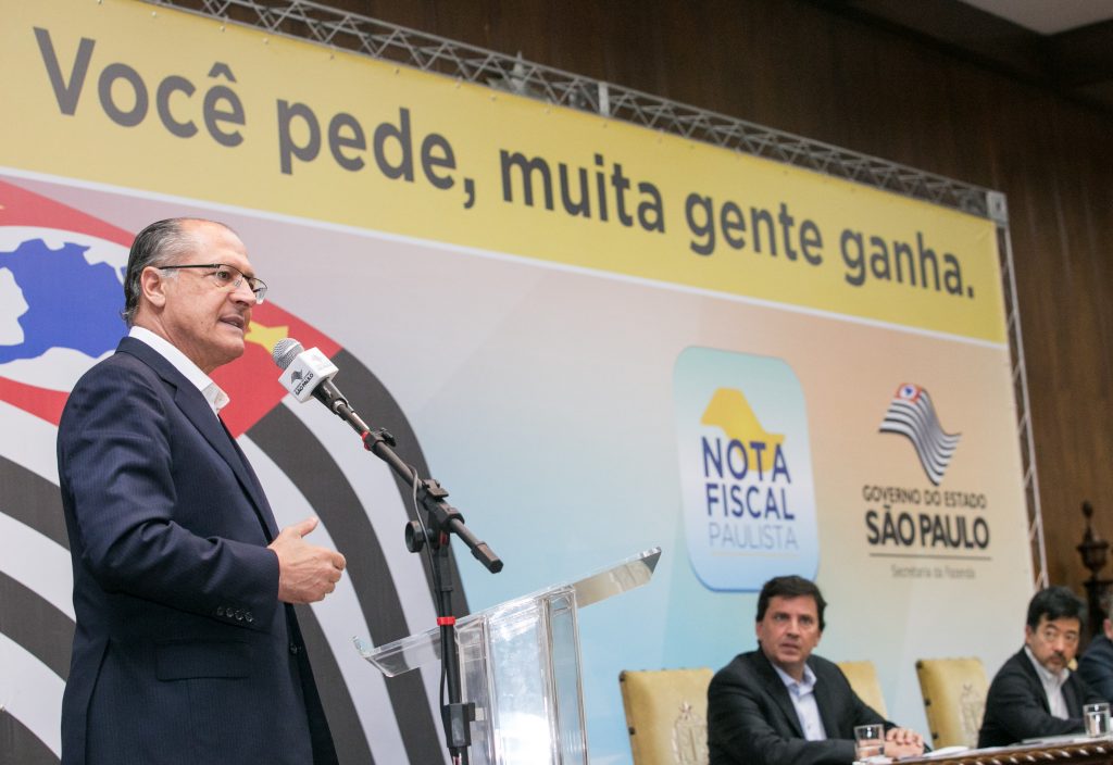 Alckmin anuncia melhorias na Nota Fiscal Paulista e estende o prazo para retirada das urnas até o final do ano