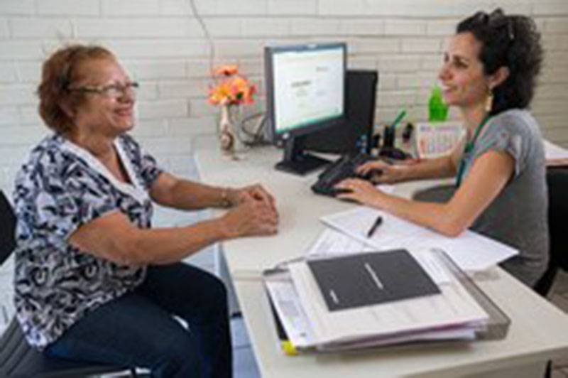 Idosos que recebem o BPC devem estar inscritos no Cadastro Único