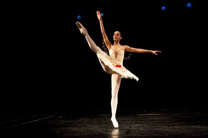 Bailarinas de Taubaté se destacam no PRIDANSP em São Paulo