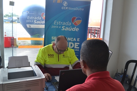 CCR NovaDutra oferece serviços gratuitos para caminhoneiros