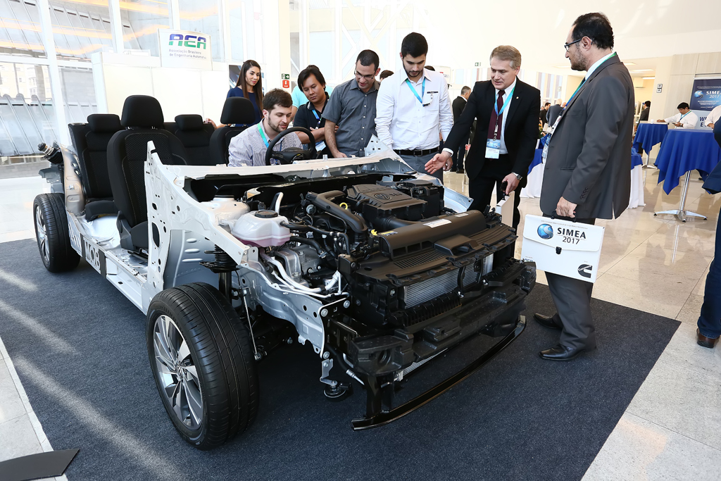 Volks apresenta sua Estratégia Modular MQB no Simea 2017, em São Paulo