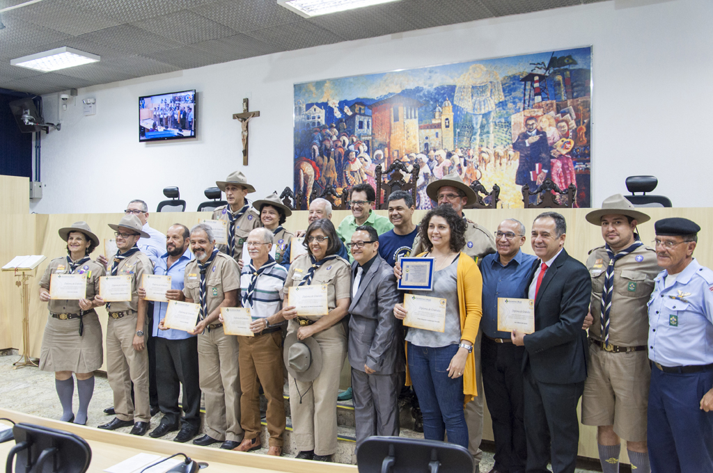 Grupo Escoteiro Amizade é homenageado na Câmara Municipal