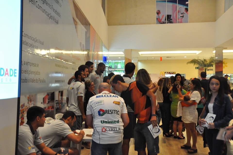 Vôlei Taubaté com novo uniforme