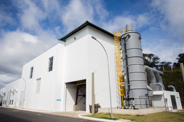 Donos de quase 1.000 imóveis de Campos do Jordão deixam de enviar esgoto para tratamento