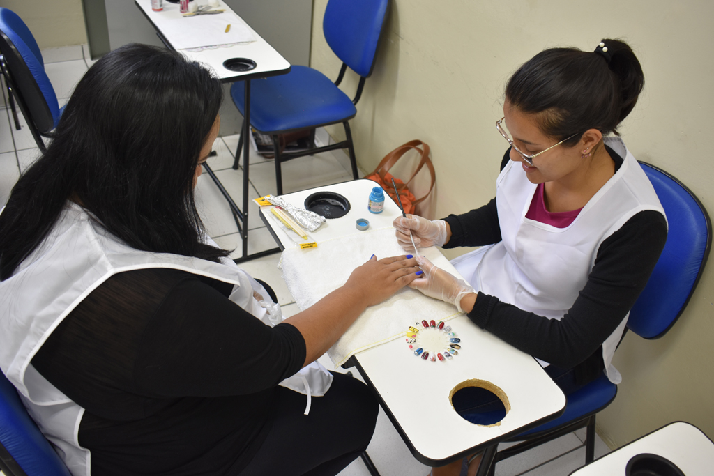 Escolas do Trabalho abrem 84 vagas para cursos profissionalizantes