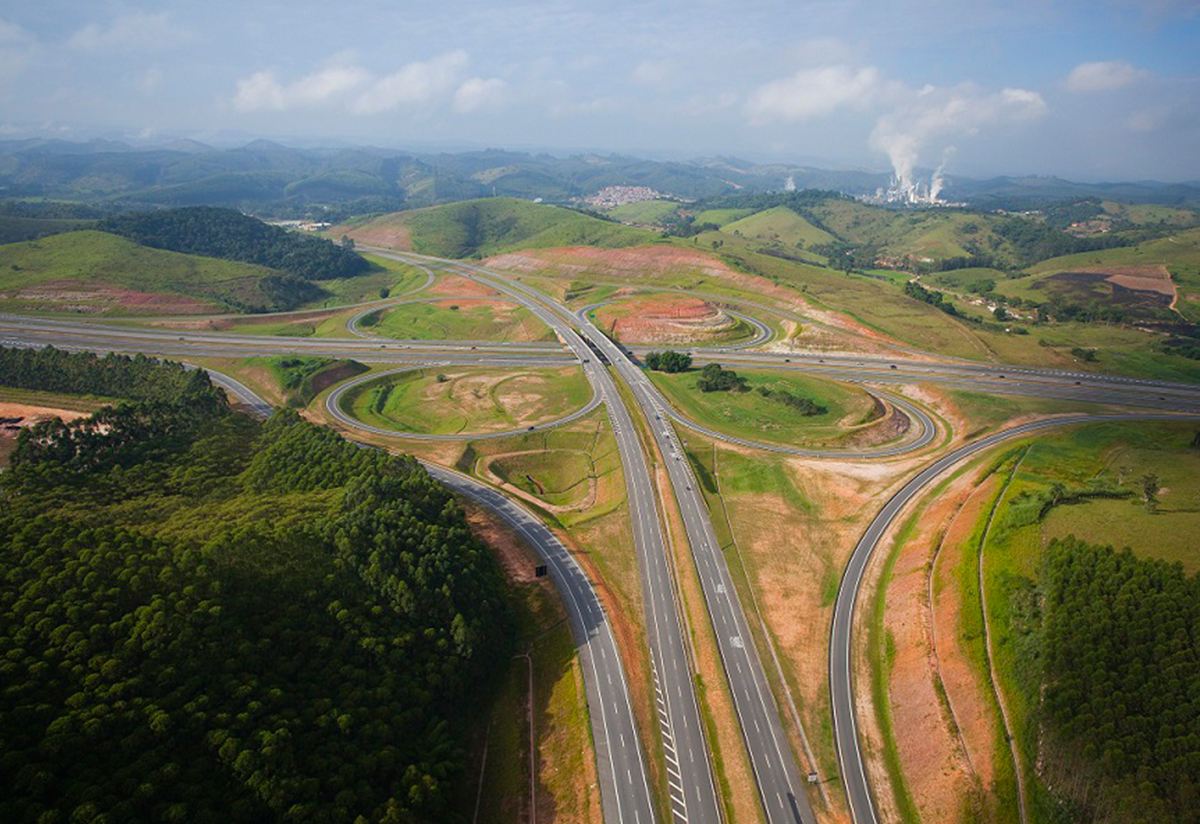Alckmin faz visita técnica às obras do prolongamento da Rodovia Carvalho Pinto (SP-070) em Taubaté