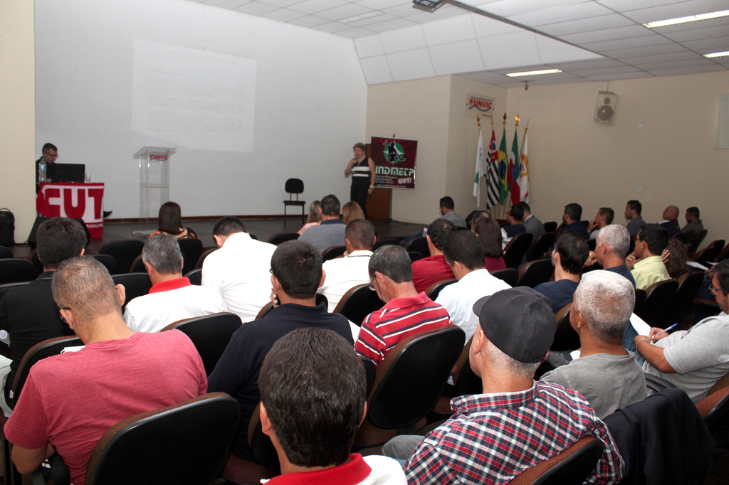 Desembargadora ressalta importância da negociação coletiva em palestra sobre a reforma trabalhista