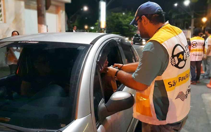 Por Lei Seca, 11 motoristas são autuados em Taubaté