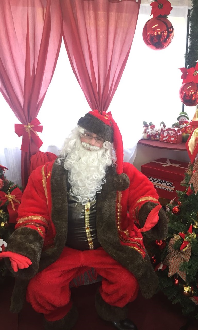 Populares condenam decoração de  Natal