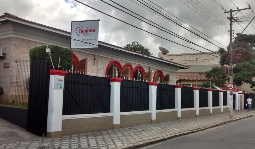 Cartório de Imóveis de Taubaté recebe troféu Diamante na premiação nacional de qualidade brasileira