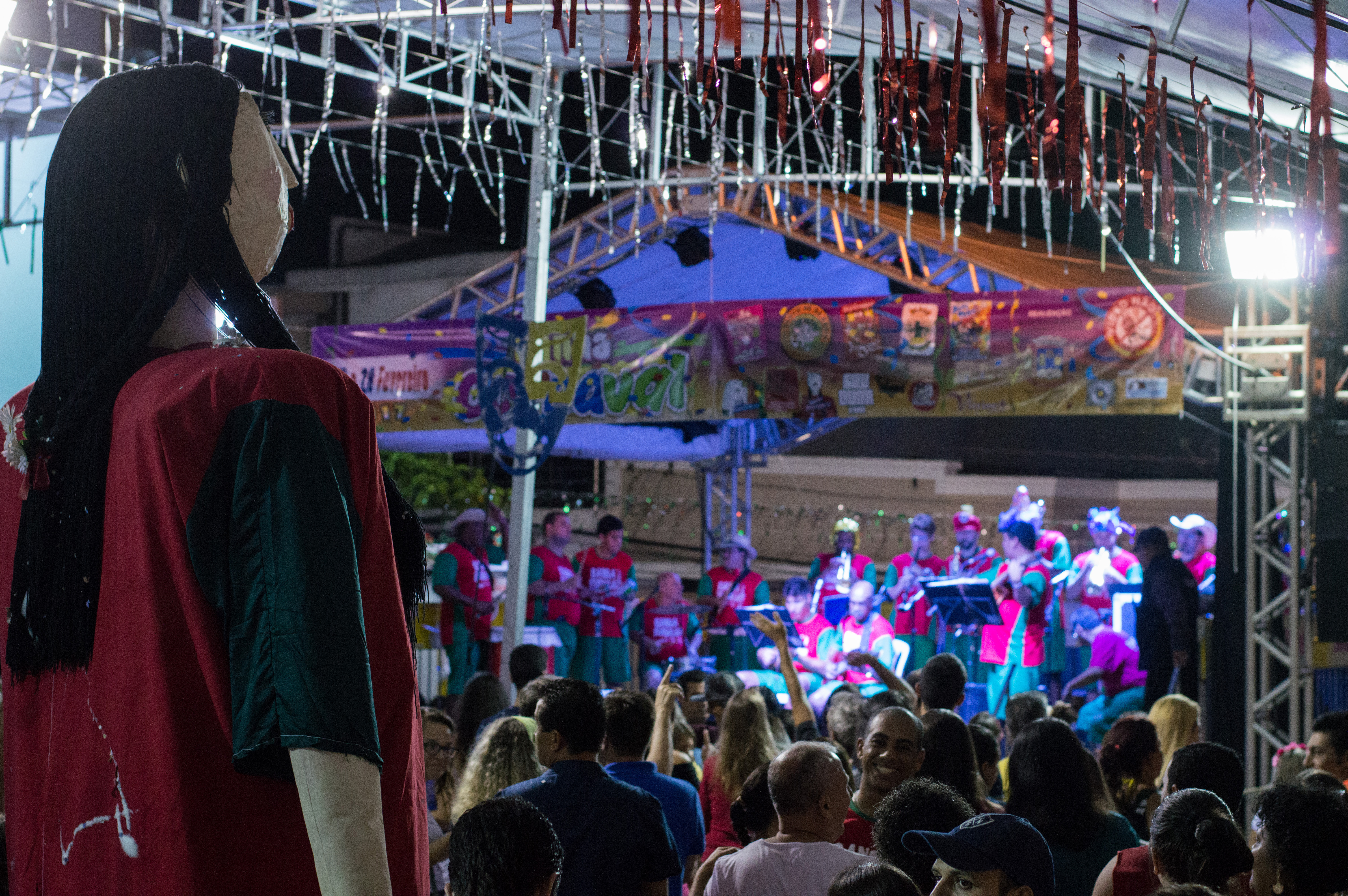 Tradicional carnaval de rua de Cunha é garantia de muita folia