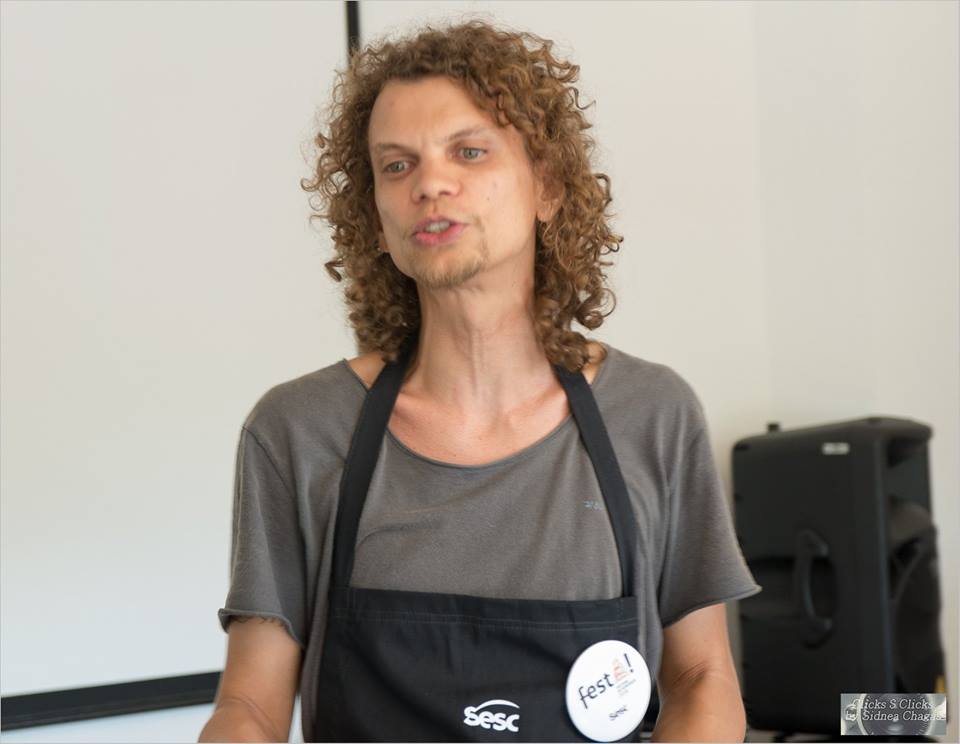 Sesc Taubaté oferece contação de história e oficina de fotografia no sábado