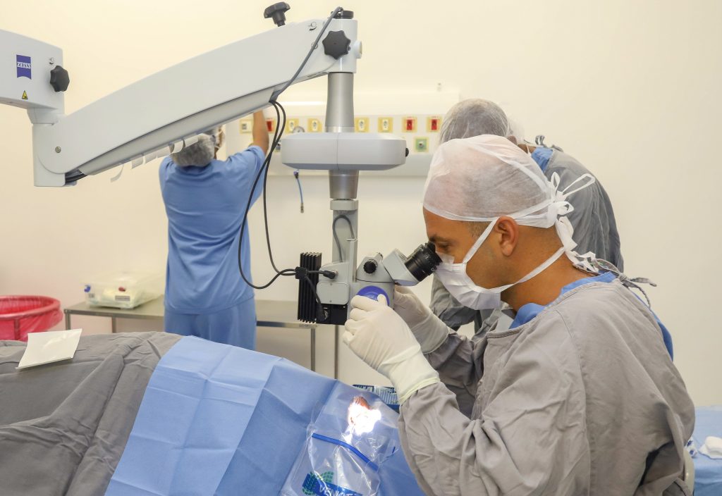 SP faz megamutirão de catarata para operar quase 6 mil pessoas