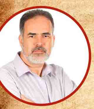 Carlos Gouvea lança livro  em Taubaté