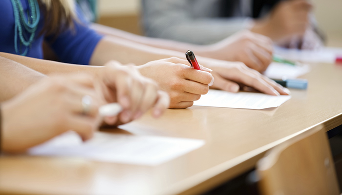 Taubaté abre concurso público nas áreas de Educação e Saúde