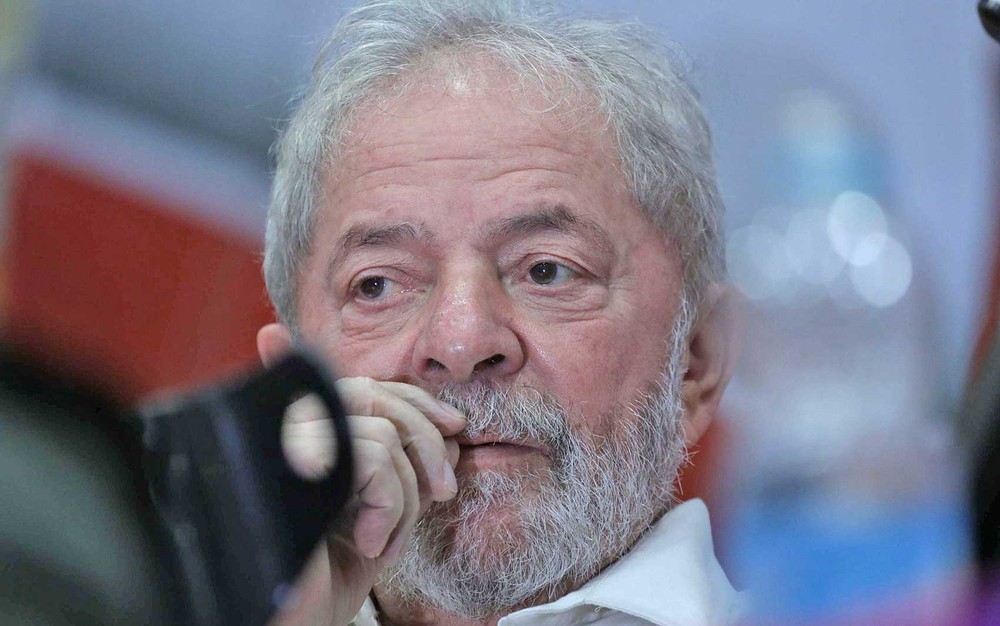Moro determina prisão do ex-presidente Lula