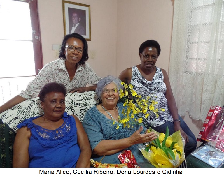 As vozes e acordes de Paulo e Leya no Francisco de Assis