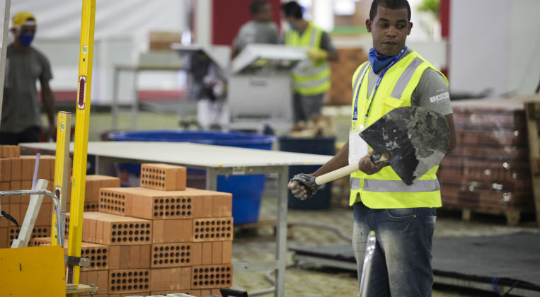 Vendas de materiais de construção disparam 4% em abril
