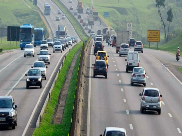 Via Dutra terá interdições nos dois sentidos, em Arujá