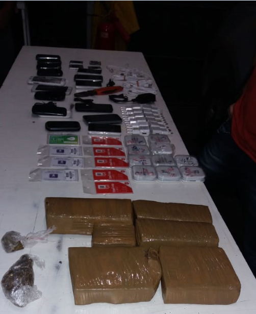 Agentes capturam criminosos e impedem entrada de celulares e drogas no CPP de Tremembé