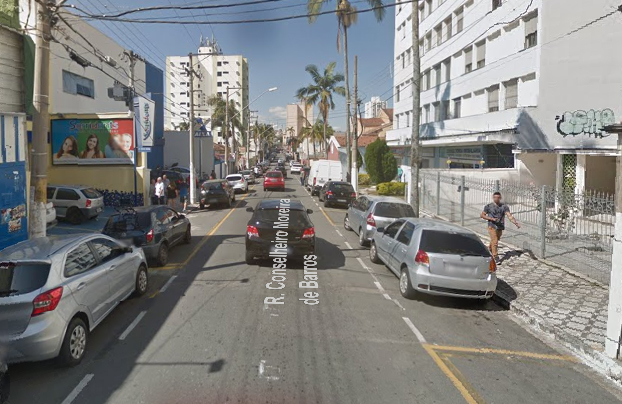 Rua Conselheiro Moreira de Barros é interditada para recapeamento