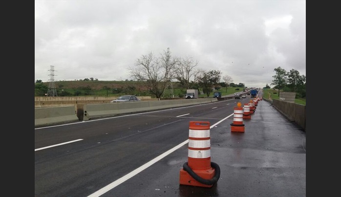 Serviços de manutenção de pavimento interditam acessos em Jacareí