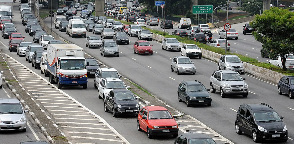 Multas de trânsito poderão ser pagas com cartões de crédito e débito