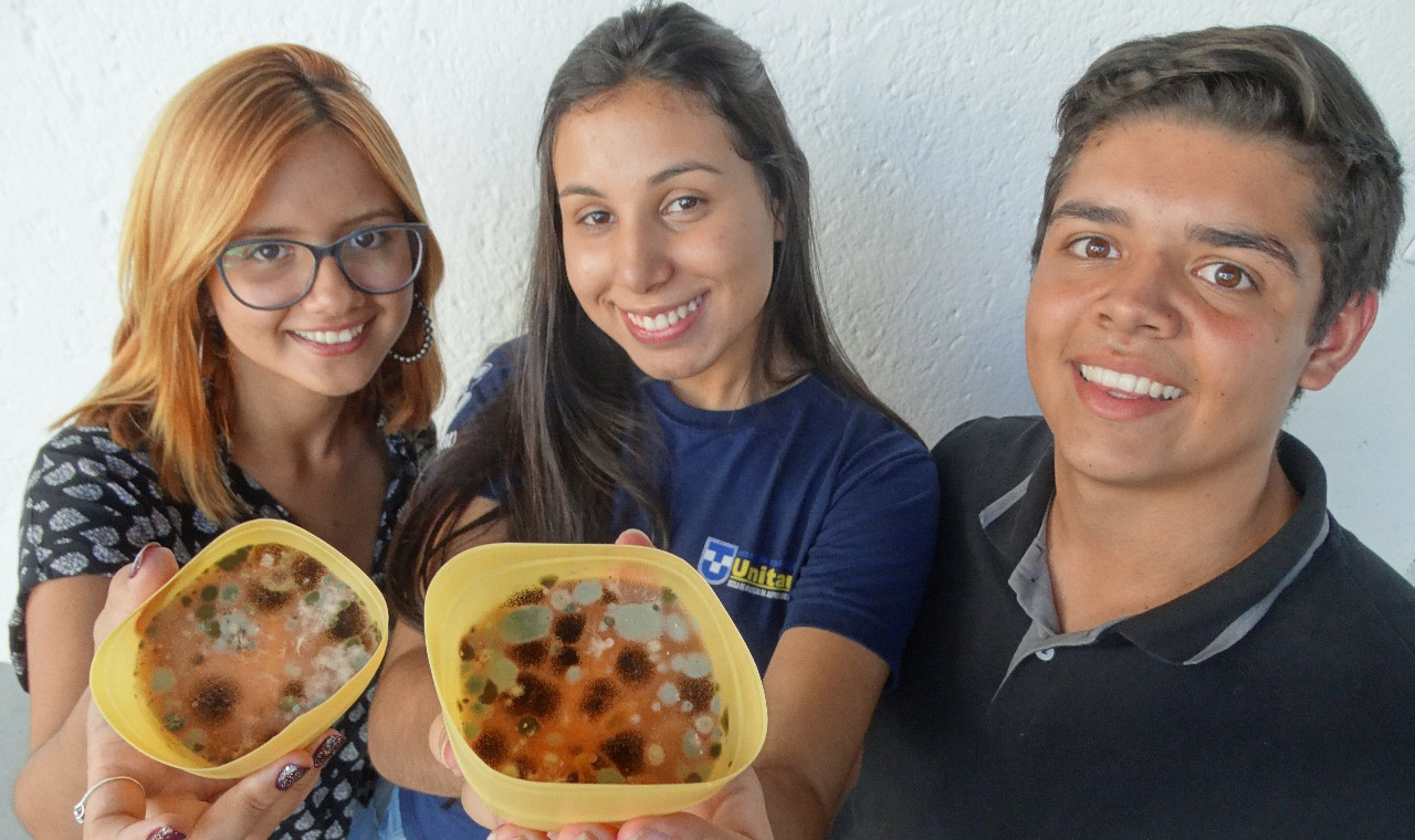 Escola inscreve 10 trabalhos para participar de congresso científico