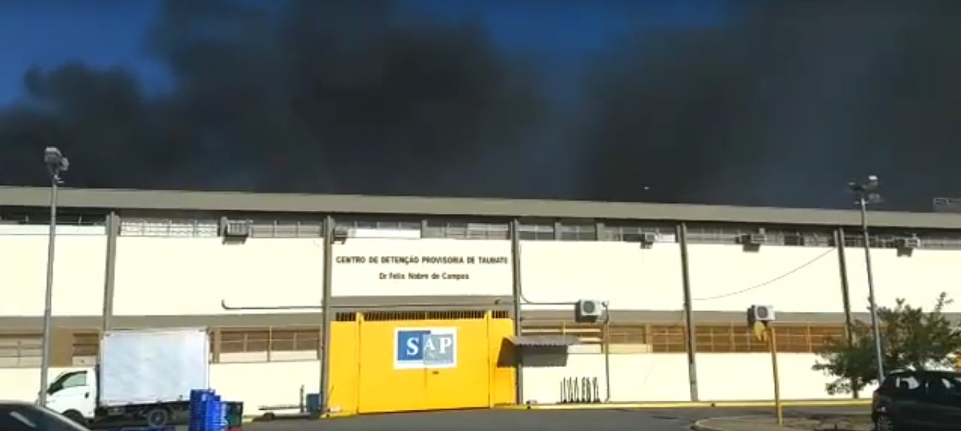 Presos do CDP fazem rebelião