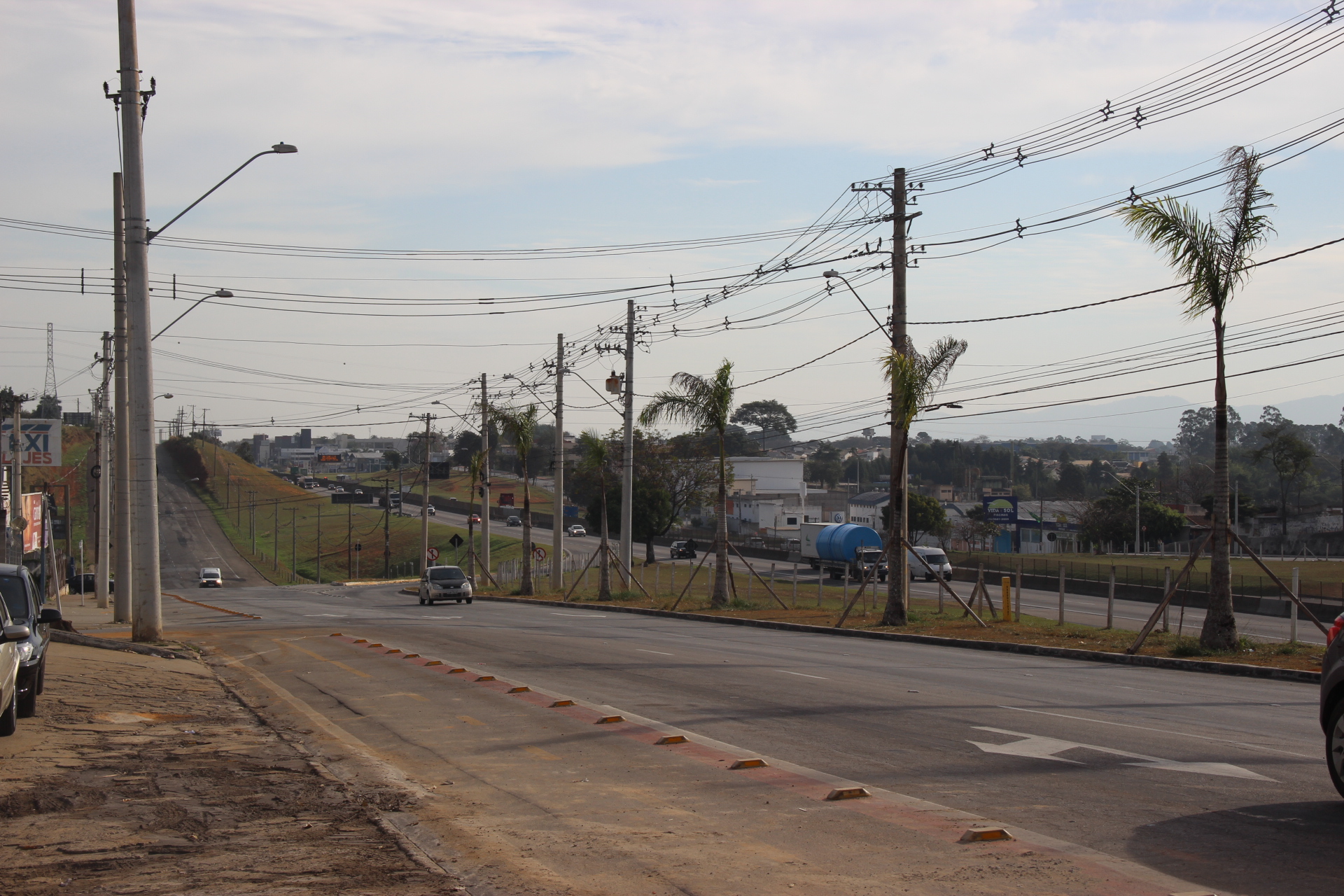 Trecho da estrada do Barreiro é interditado para obras