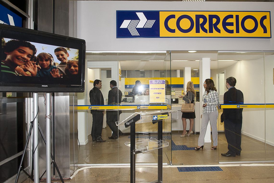 Correios passam a cobrar despacho postal em encomendas internacionais