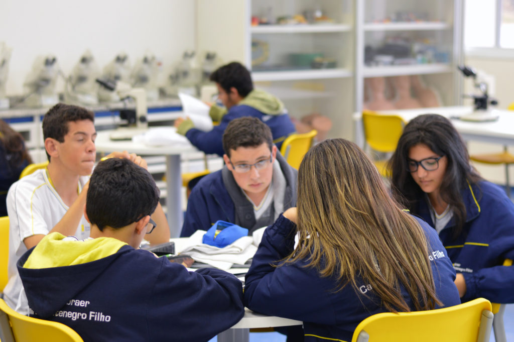 Colégios Embraer abrem inscrições para o processo seletivo