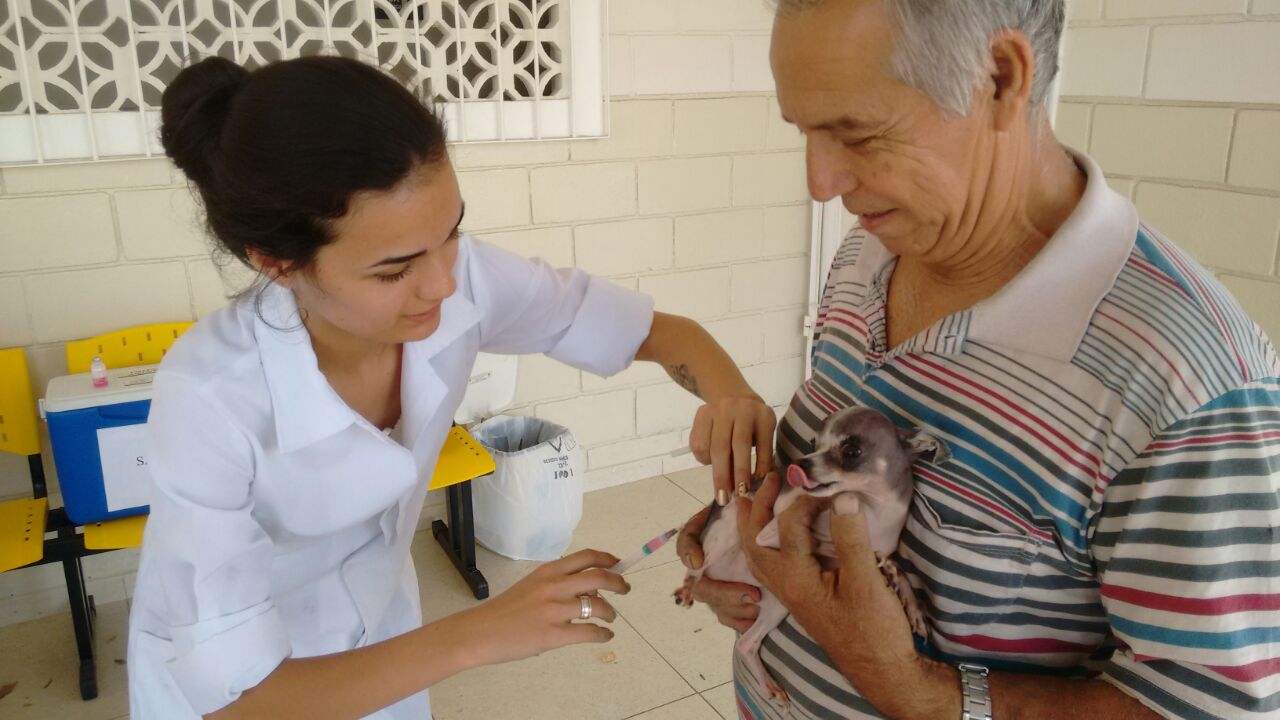 Prefeitura realiza vacinação antirrábica em Taubaté