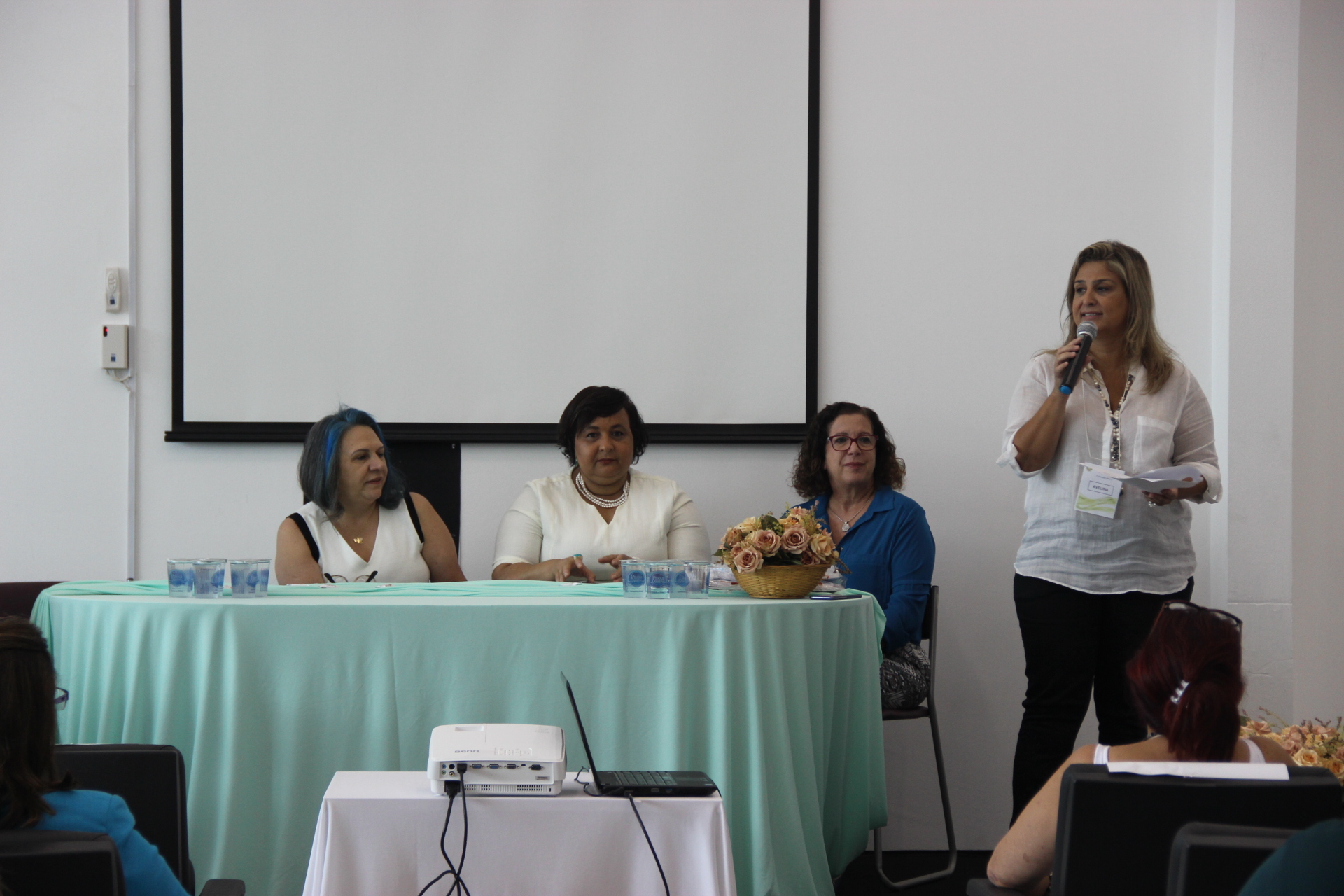 Secretaria de Educação cria equipe para estudo da Base Nacional Comum Curricular em Taubaté