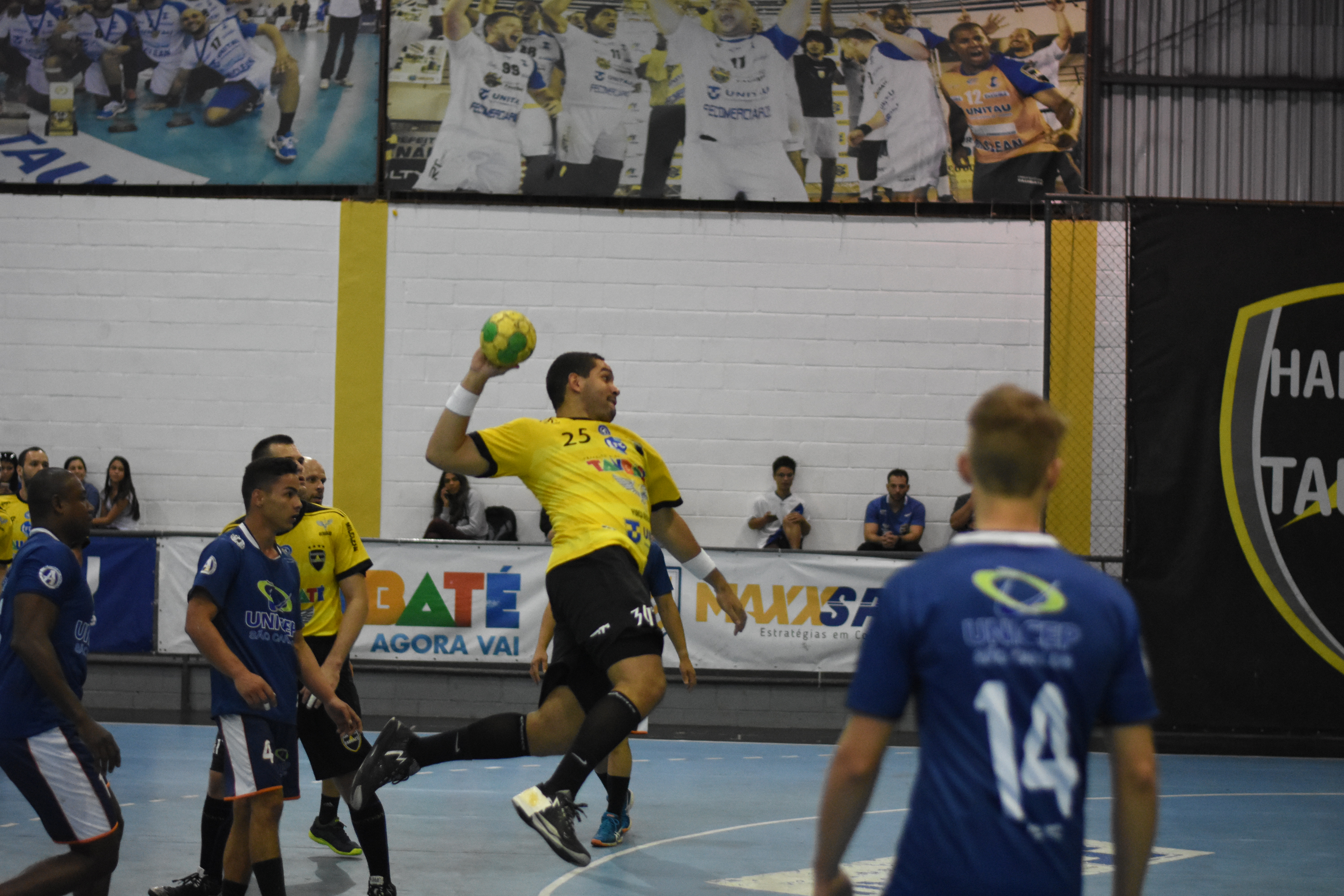 Handebol Taubaté vence São Caetano na segunda rodada da Liga Nacional