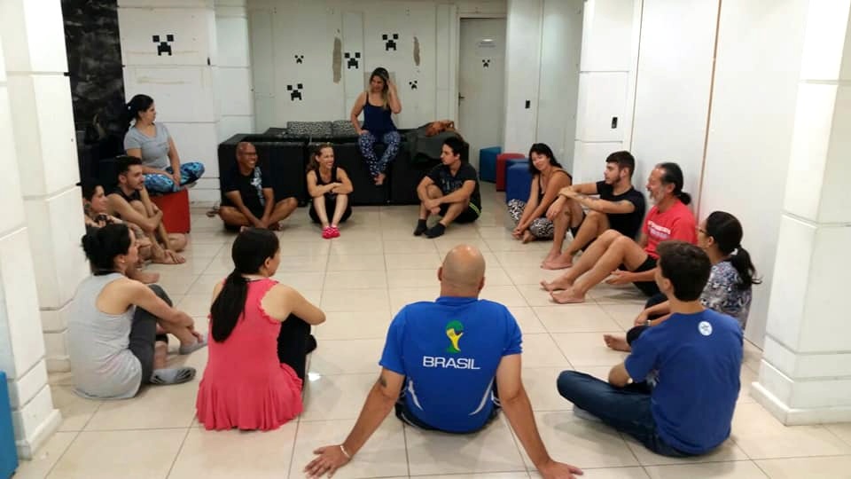 Curso de teatro com Karina Sbruzzy chega à 8ª edição