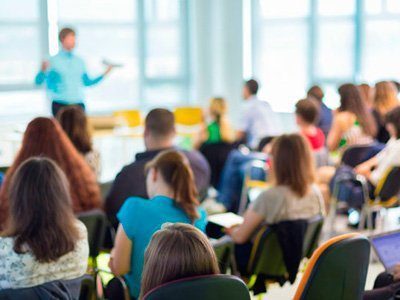 Direito, pedagogia e administração são cursos mais procurados