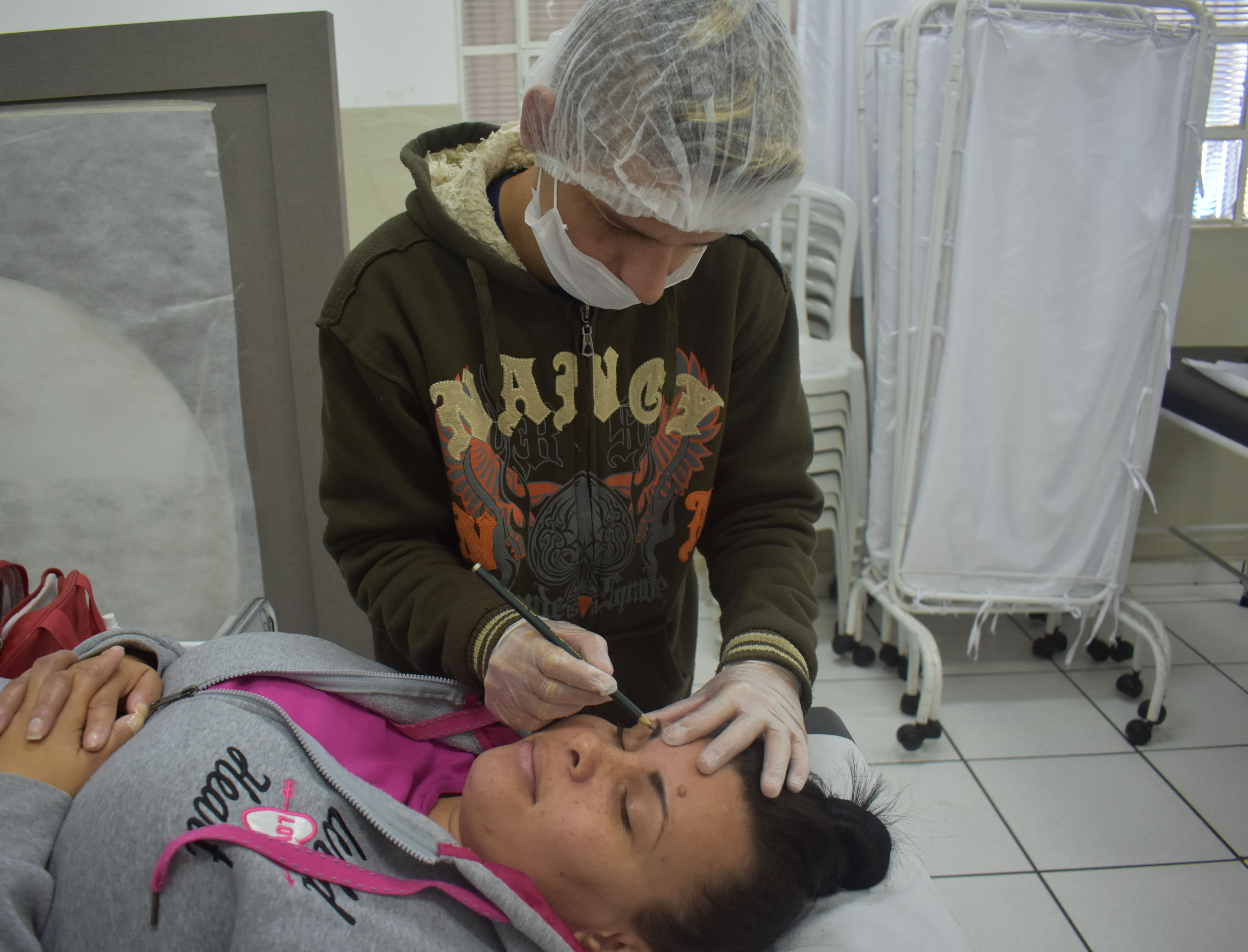 Escola da Beleza oferece 50 vagas para quatro cursos profissionalizantes