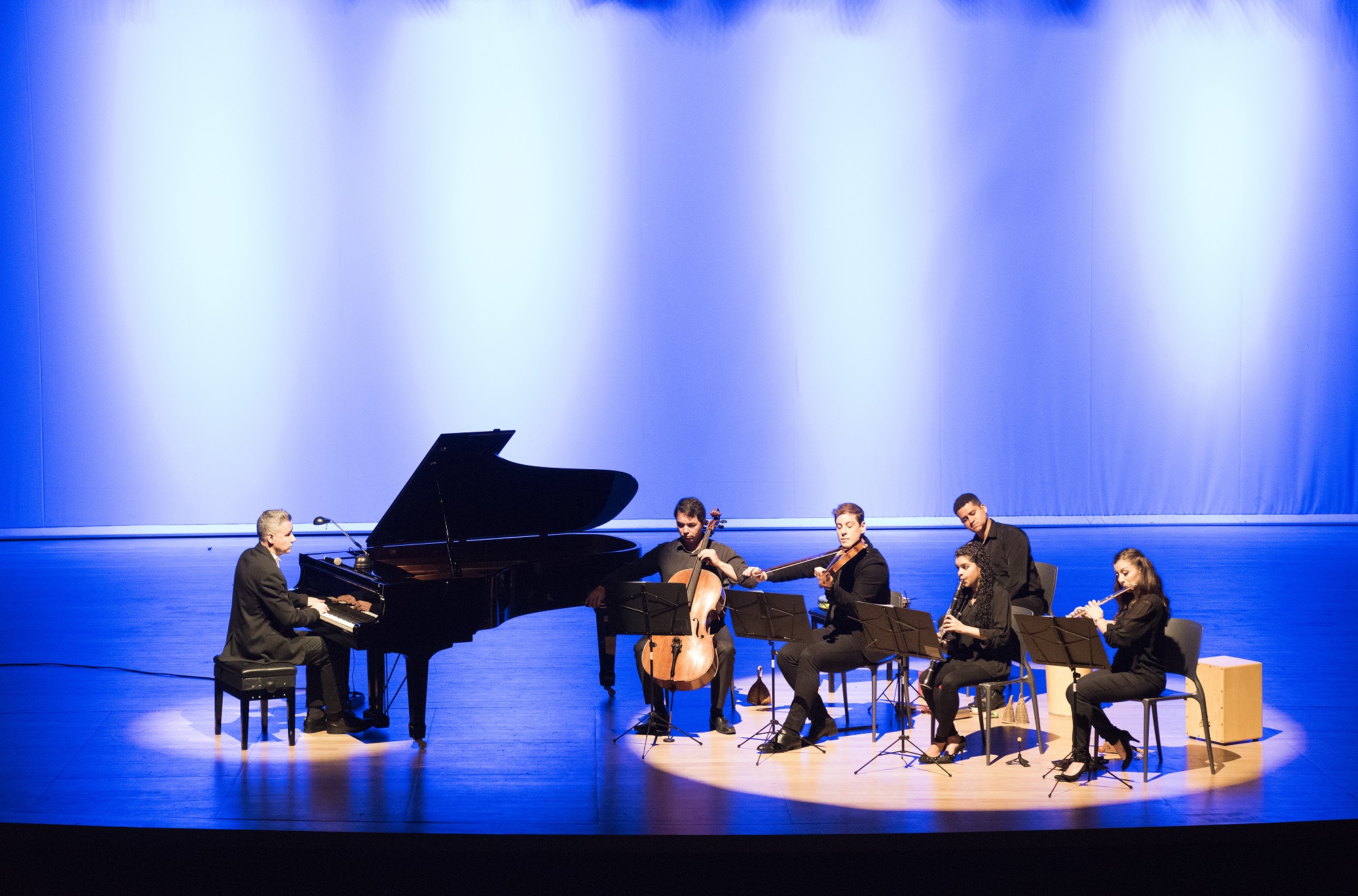 Marcelo Bratke e Camerata Brasil homenageiam Villa-Lobos em turnê  pelo estado de São Paulo