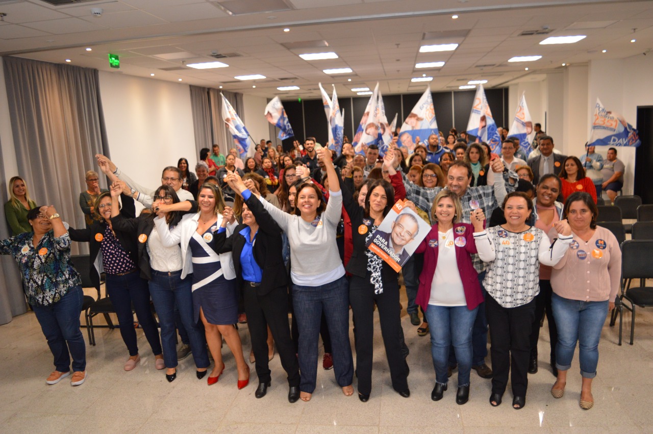 Encontro com Lúcia França reúne mais de 200 pessoas