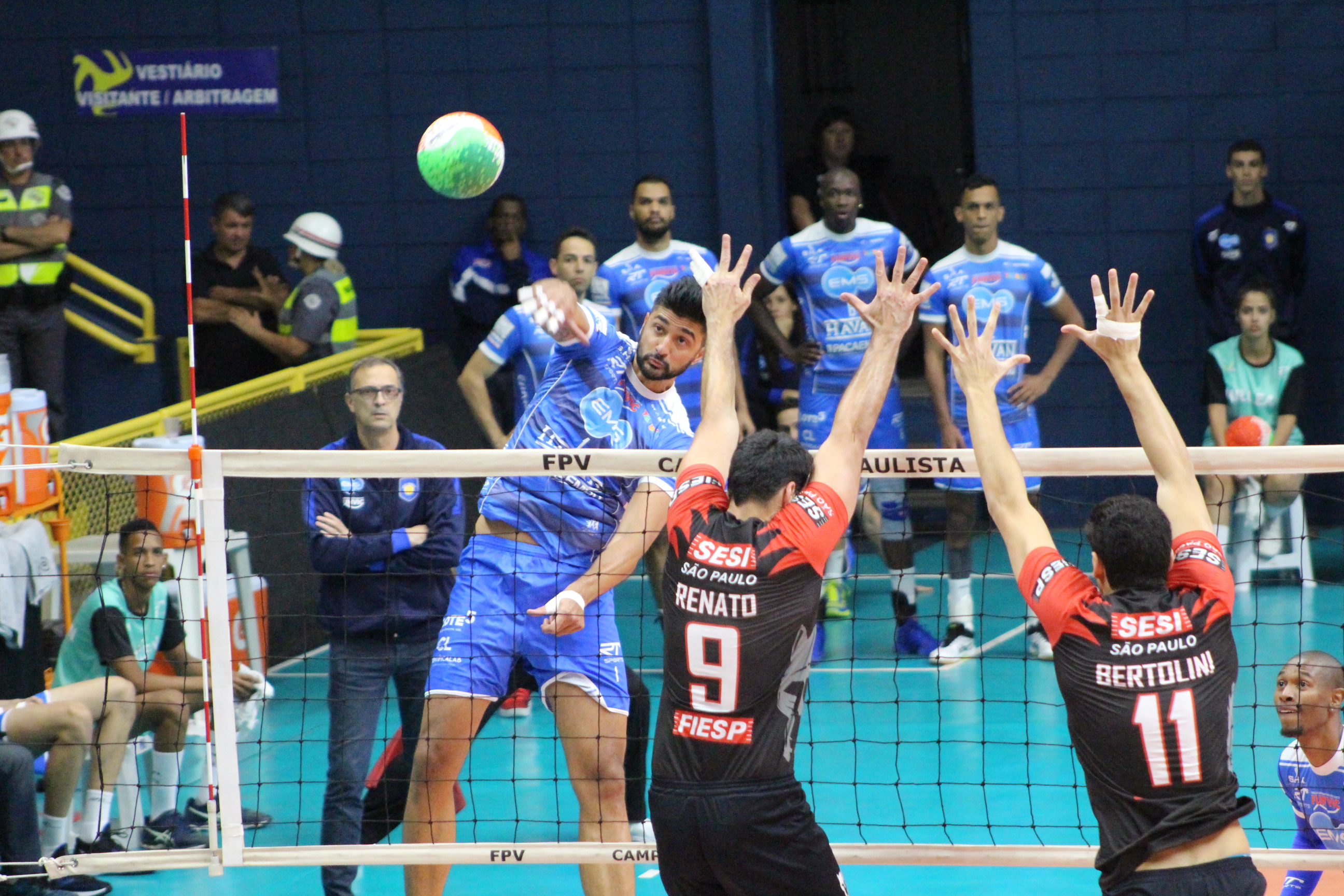 EMS Taubaté Funvic perde para SESI-SP pelo Paulista Masculino de Vôlei