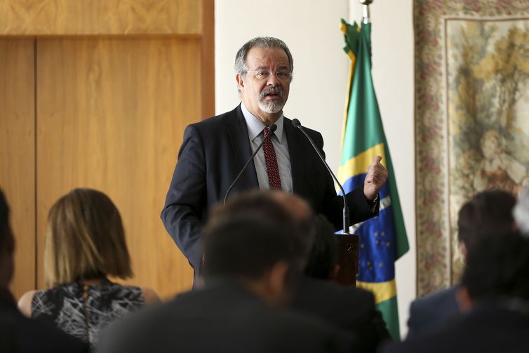 PF abre inquérito sobre vídeo com ataques a ministros  do TSE e STF