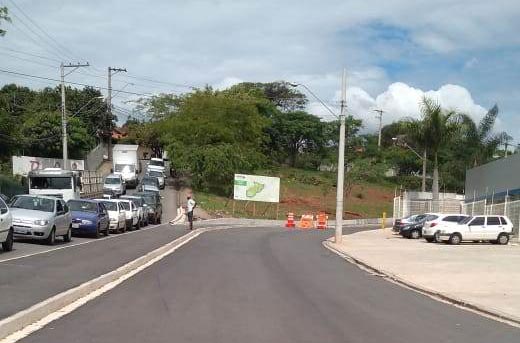 Estrada do Barreiro é liberada nos dois sentidos