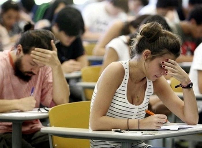 Veja o que fazer para ir bem nos  estudos para o Enem