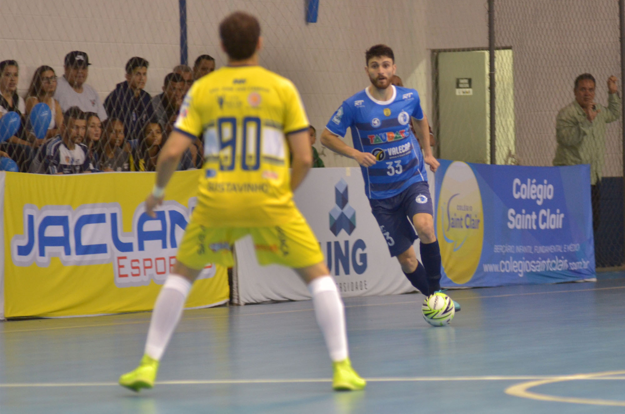 Taubaté enfrenta São José na Copa Paulista de Futsal